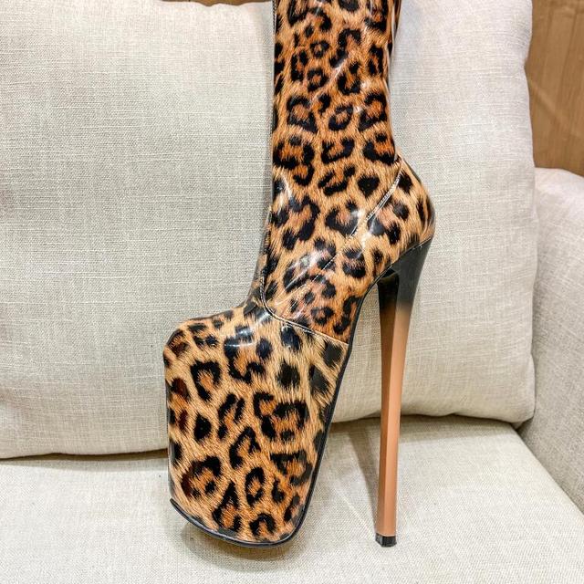 Pole Dancing Elegance: 20cm Thin Heels Stiletto Over-the-Knee Boots for Crossdressers - Platform Pumps in Leopard Print