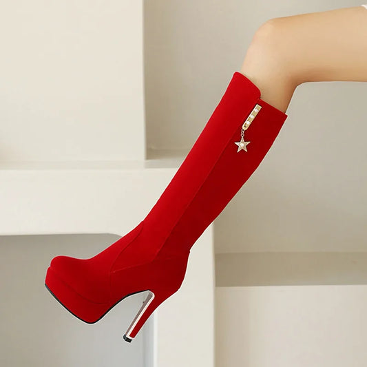 Stylish Flock Design: Crossdresser Winter Boots with Red and Black Platform Heels - Sizes Available for Autumn 2023
