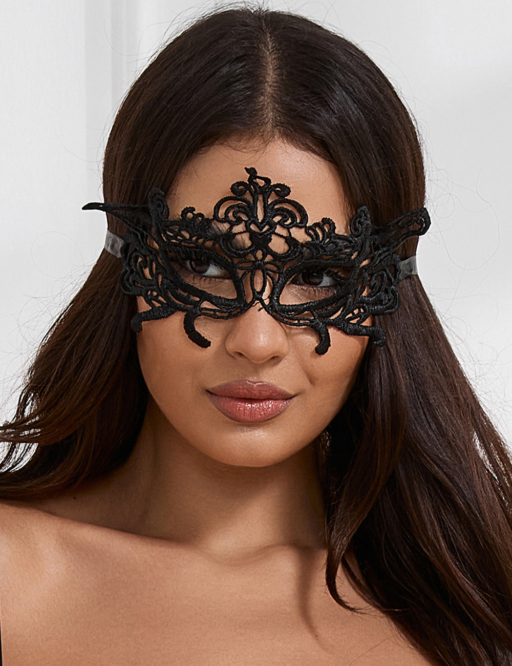 Enchanting Black Masquerade Eye Mask - 2 Pieces