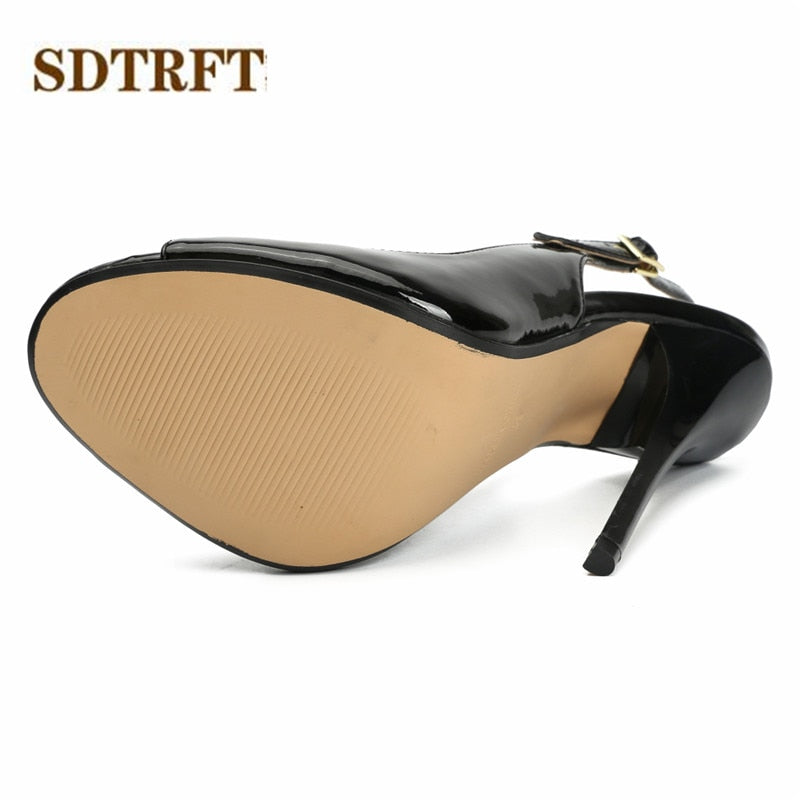 5.1 in (13 cm) Platform Pumps in Extended Sizes for Crossdressers - Image 5
