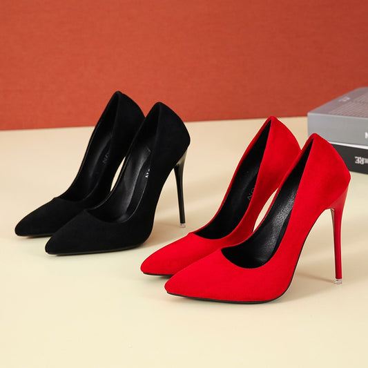 Stylish and Comfortable: Office Shoes for Crossdressers in Large Sizes