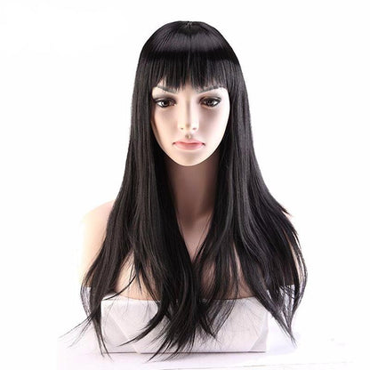 Lustrous Long Synthetic Wig for Crossdressers - Achieve a Glamorous Look